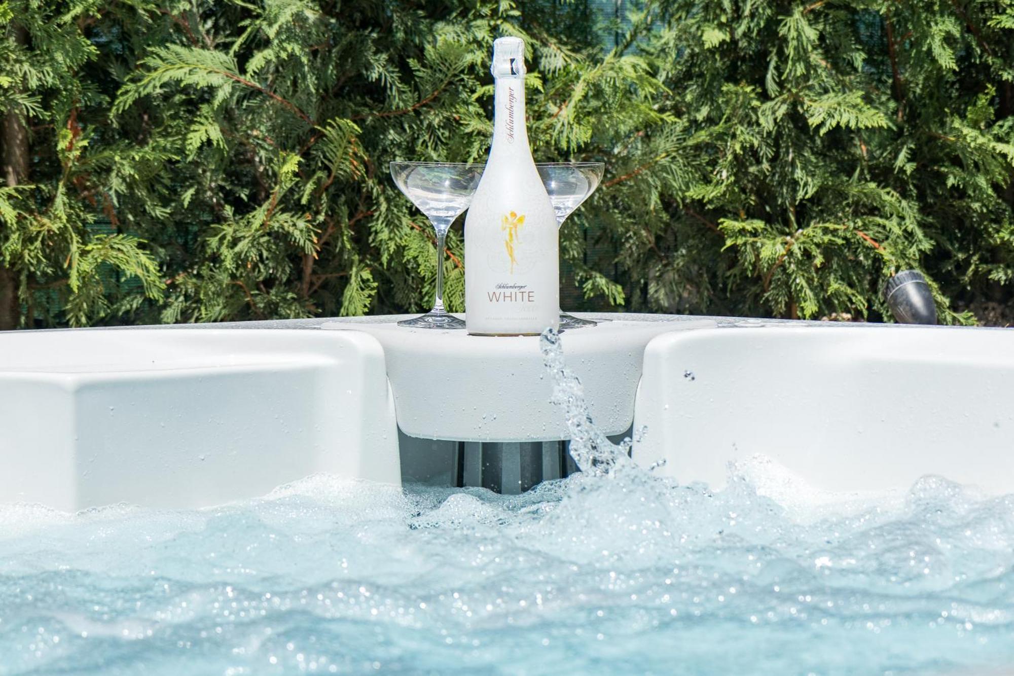 Villa Elena Deluxe Mit Whirlpool Und Beheiztem Pool Am Meer Und Wunderschoenen Blick Auf Die Brijuni Inseln Фажана Экстерьер фото