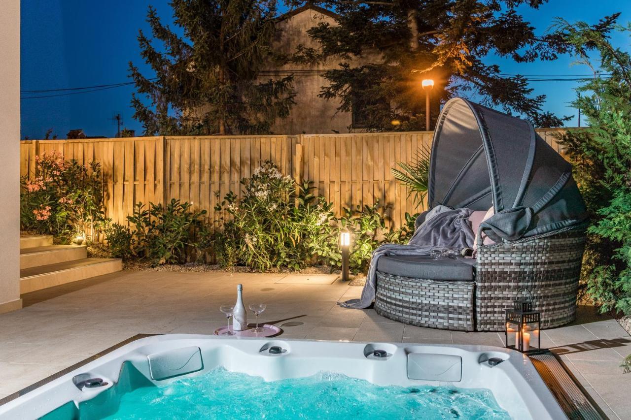 Villa Elena Deluxe Mit Whirlpool Und Beheiztem Pool Am Meer Und Wunderschoenen Blick Auf Die Brijuni Inseln Фажана Экстерьер фото