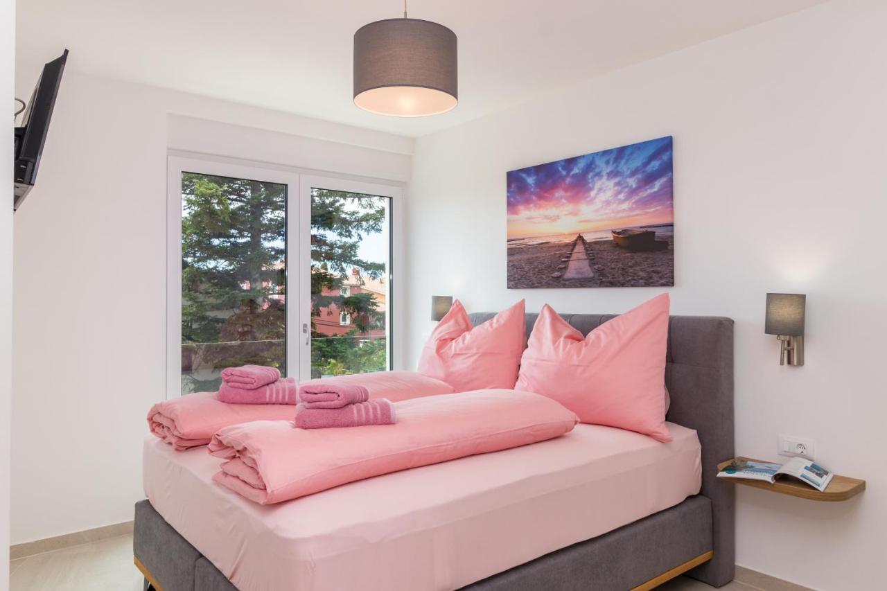 Villa Elena Deluxe Mit Whirlpool Und Beheiztem Pool Am Meer Und Wunderschoenen Blick Auf Die Brijuni Inseln Фажана Экстерьер фото