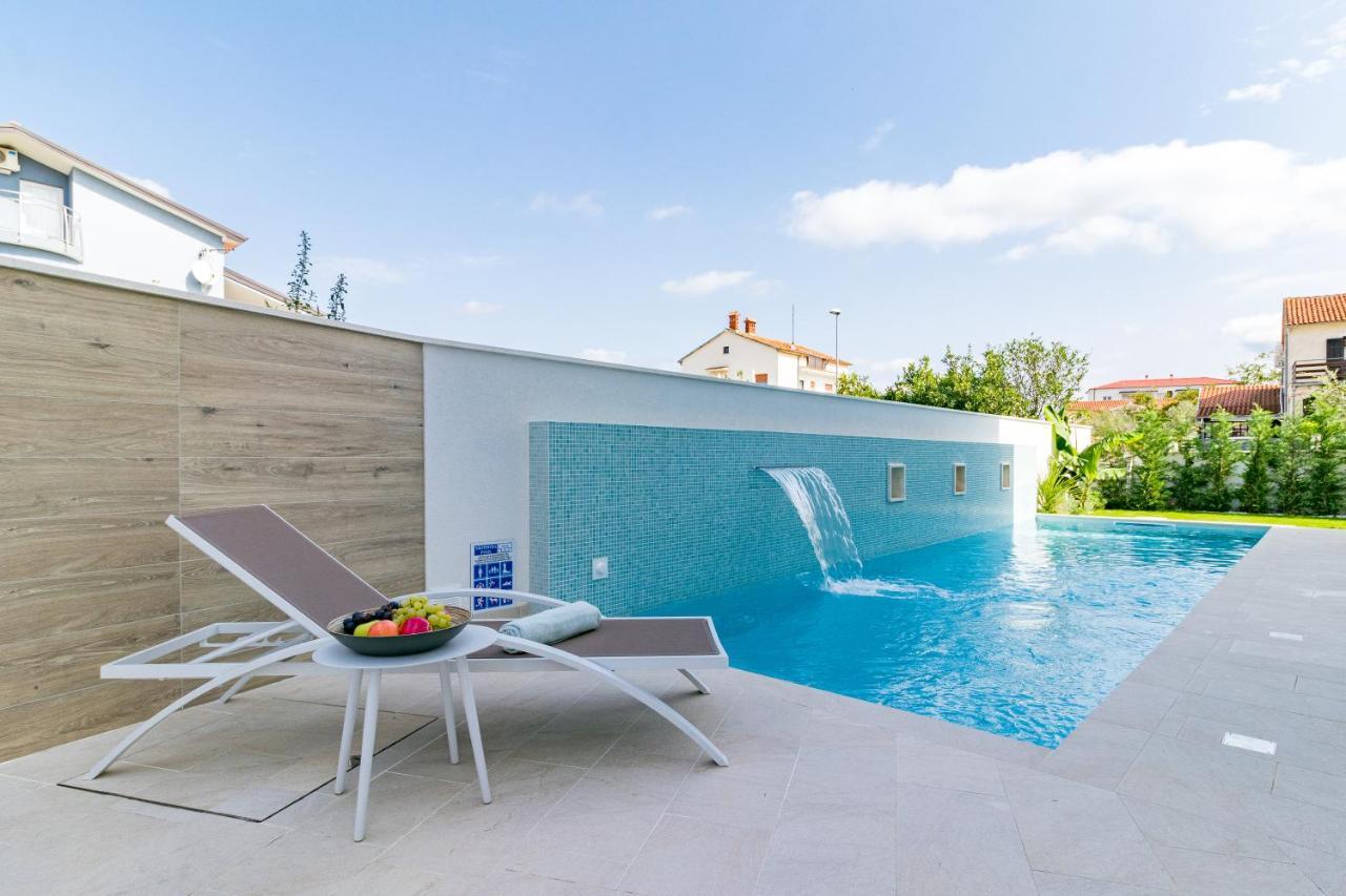 Villa Elena Deluxe Mit Whirlpool Und Beheiztem Pool Am Meer Und Wunderschoenen Blick Auf Die Brijuni Inseln Фажана Экстерьер фото