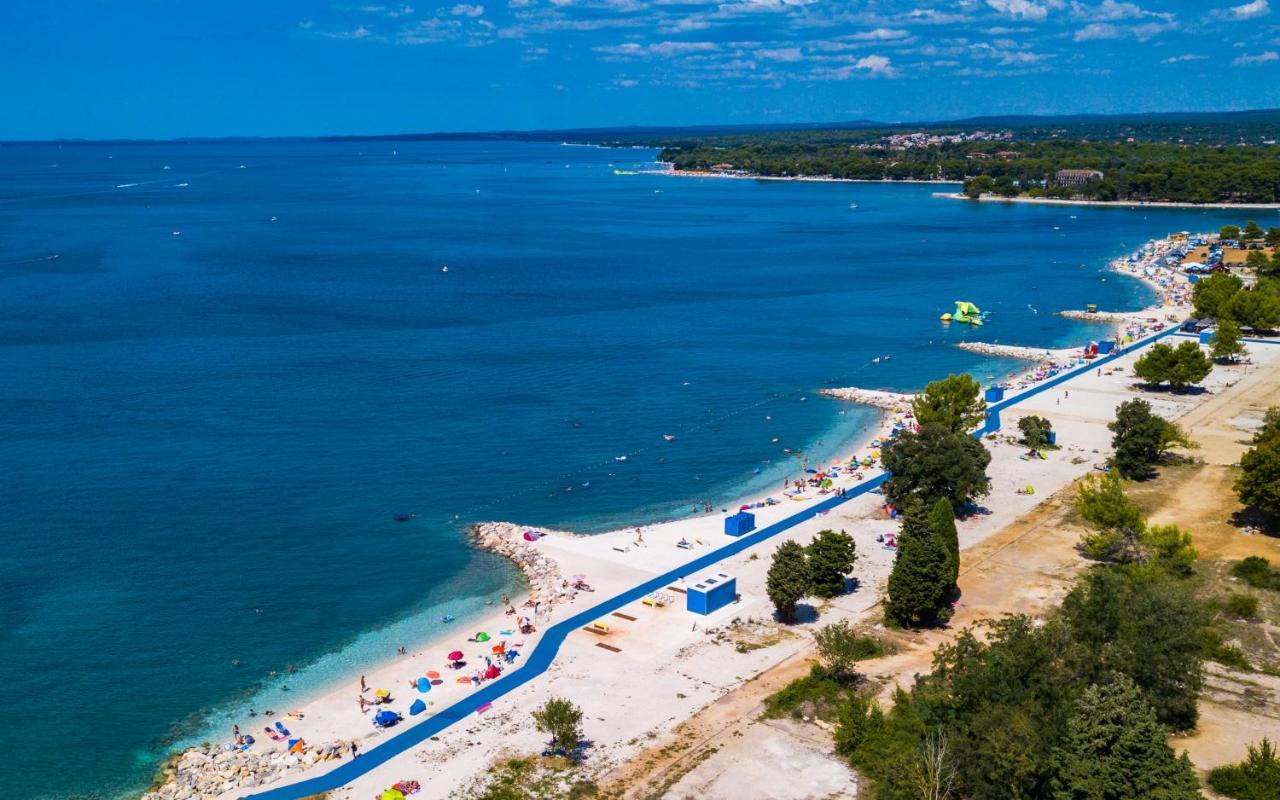 Villa Elena Deluxe Mit Whirlpool Und Beheiztem Pool Am Meer Und Wunderschoenen Blick Auf Die Brijuni Inseln Фажана Экстерьер фото